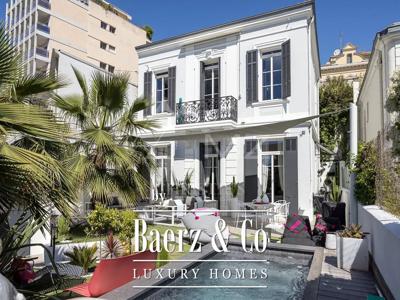 Maison de luxe de 5 pièces en vente à 06400, Cannes, Provence-Alpes-Côte d'Azur