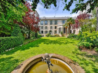 Maison de luxe de 6 chambres en vente à Versailles, Île-de-France
