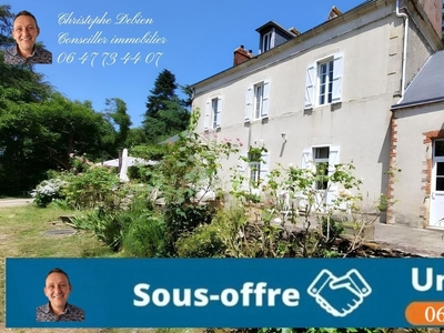 Maison 10 pièces de 350 m² à Saint-Fulgent (85250)