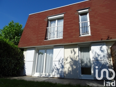 Maison 6 pièces de 98 m² à Bondoufle (91070)