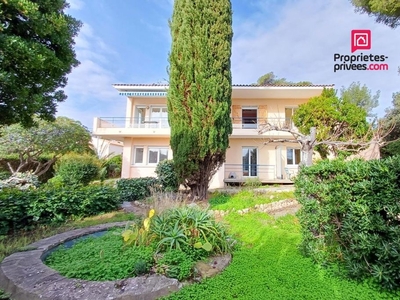 Maison de 5 chambres de luxe en vente à Les Issambres, Provence-Alpes-Côte d'Azur