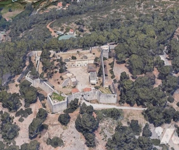 Prestigieux château en vente Chemin du Fort Rouge, Toulon, Var, Provence-Alpes-Côte d'Azur