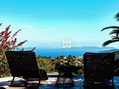 Villa de 7 pièces de luxe en vente Bormes-les-Mimosas, Provence-Alpes-Côte d'Azur