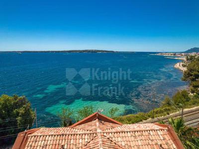 4 room luxury Villa for sale in Cannes, French Riviera