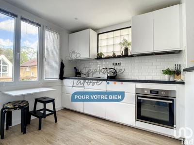 Maison 5 pièces de 104 m² à Sucy-en-Brie (94370)
