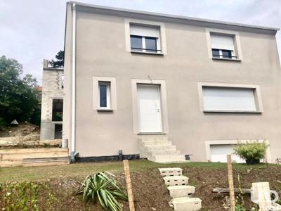 Maison 5 pièces de 90 m² à Savigny-sur-Orge (91600)