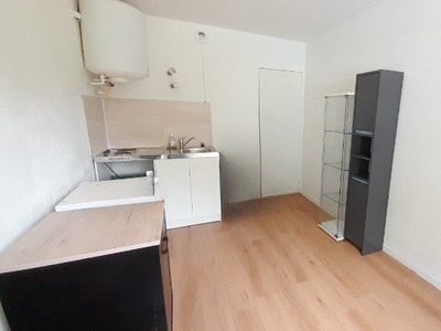 Appartement 1 pièce de 16 m² à Joué-lès-Tours (37300)