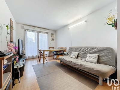 Appartement 2 pièces de 47 m² à Le Blanc-Mesnil (93150)