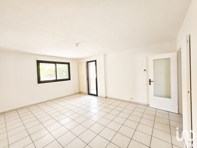 Appartement 3 pièces de 73 m² à Nice (06300)
