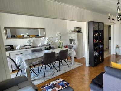 Appartement 5 pièces de 95 m² à Reims (51100)