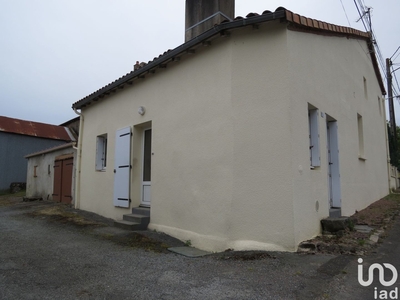 Maison 3 pièces de 62 m² à Bretignolles (79140)