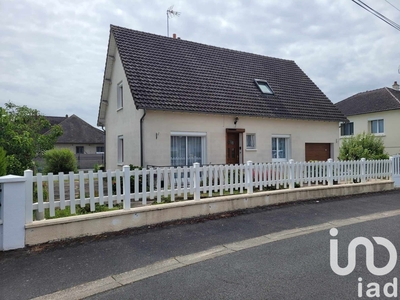 Maison 5 pièces de 100 m² à Romorantin-Lanthenay (41200)