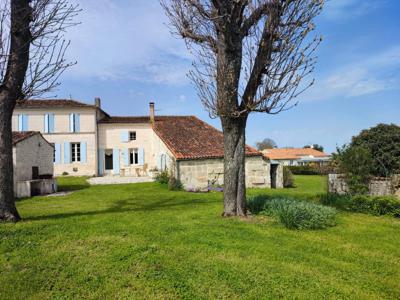 Maison à seulement PREGUILLAC de 235m²