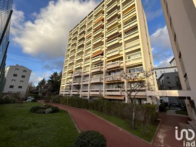 Appartement 2 pièces de 55 m² à Massy (91300)