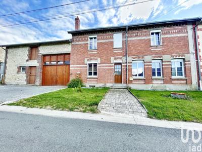 Maison 7 pièces de 218 m² à Chevières (08250)