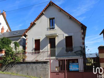 Maison 5 pièces de 118 m² à Nevers (58000)