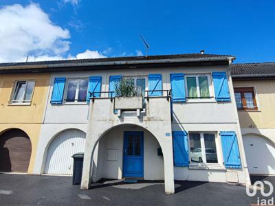 Maison 6 pièces de 135 m² à Signy-le-Petit (08380)