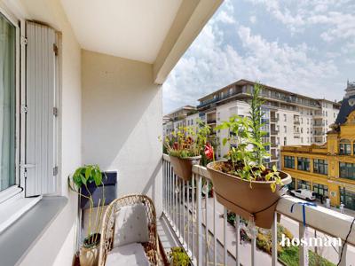 SOUS OFFRE - Coup de Coeur - 3 pièces de 69 m2 - Traversant, lumineux avec balcon et stationnement - Avenue Lacassagne, Lyon 3ème