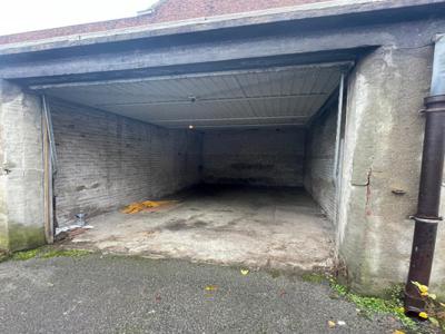 Garage-parking à Calais