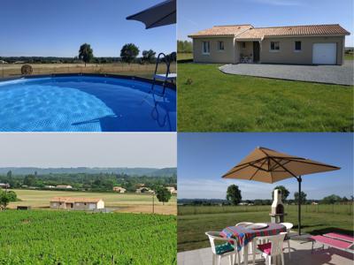 Gite du Chêne Vert aux portes de la Dordogne et de la Gironde, belle maison, climatisée à Montcaret avec piscine