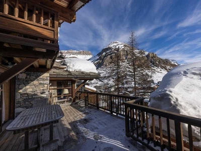 Chalet d'éxception aux Carats, Val d'Isère : luxe montagnard et vue panoramique