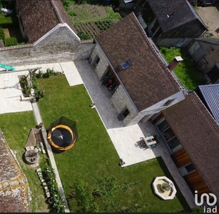Maison 6 pièces de 146 m² à Saint-Benoît-sur-Loire (45730)