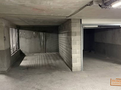 Parking en sous-sol 13,5m² - vallauris