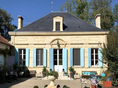 Villa de 9 pièces de luxe en vente Montpon-Ménestérol, France