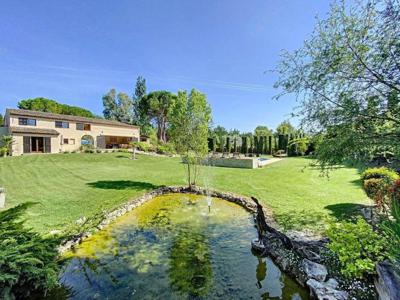 Villa de luxe de 6 pièces en vente Châteauneuf-Grasse, Provence-Alpes-Côte d'Azur