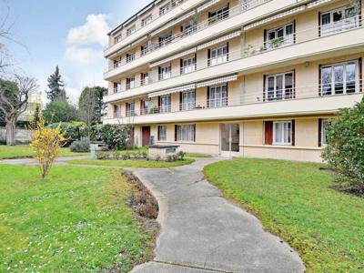 4 room luxury Apartment for sale in Fontenay-sous-Bois, Île-de-France