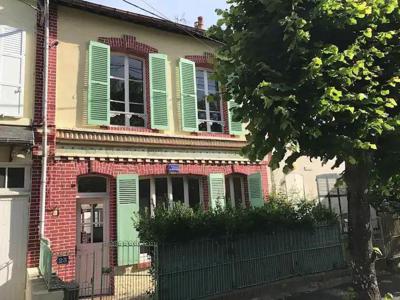 Maison de 4 pièces de luxe en vente à Cabourg, France