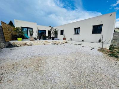 Villa de 4 pièces de luxe en vente Saint-Mitre-les-Remparts, Provence-Alpes-Côte d'Azur
