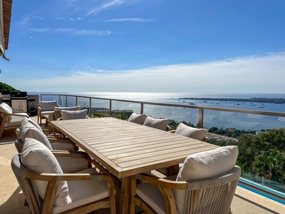 Villa de luxe de 6 pièces en vente Cannes, Provence-Alpes-Côte d'Azur