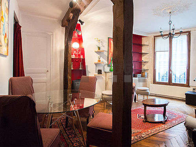 Appartement 1 chambre meublé avec ascenseur et cheminéeChâtelet – Les Halles (Paris 1°)