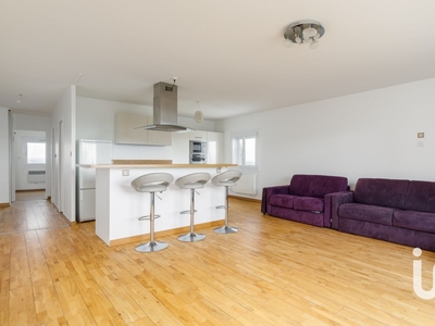 Appartement 5 pièces de 103 m² à Chassieu (69680)