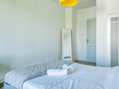 Chambre à louer dans appartement 4 chambres à Marseille