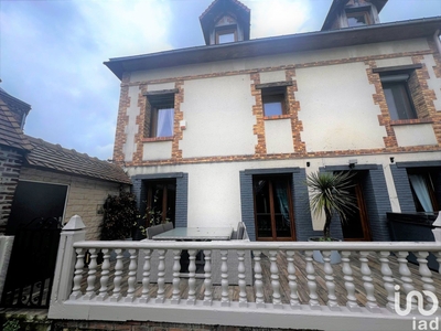 Maison 6 pièces de 167 m² à Saint-Étienne-du-Rouvray (76800)