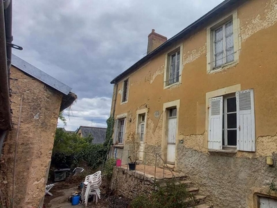 Vente maison 7 pièces 150 m² Seiches-sur-le-Loir (49140)