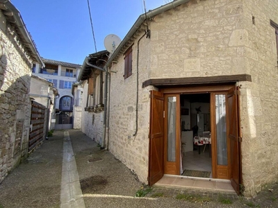 Vente maison 2 pièces 44 m² Castelnau-Montratier (46170)
