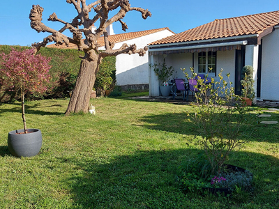 Vente maison 4 pièces 88 m² Saint-Sulpice-de-Royan (17200)