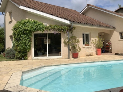 Vente maison 5 pièces 117 m² Nivolas-Vermelle (38300)