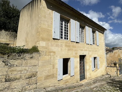 Vente maison 6 pièces 134 m² Saint-Émilion (33330)