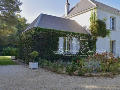 Vente maison 9 pièces 270 m² Sully-sur-Loire (45600)