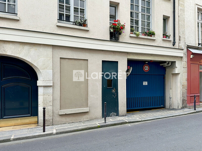 Parking près de Paris 04