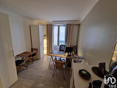 Appartement 1 pièce de 25 m² à Paris (75017)