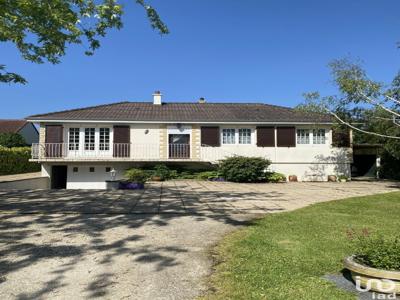 Maison 6 pièces de 92 m² à Bourges (18000)