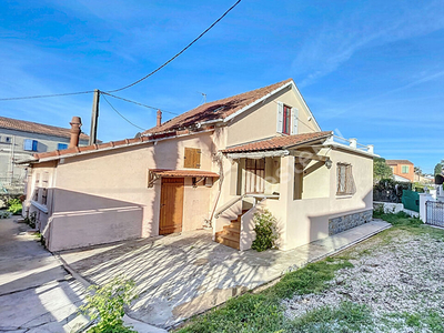 Vente maison 6 pièces 120 m² Six-Fours-les-Plages (83140)