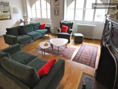 Location meublée appartement 4 pièces 120 m²