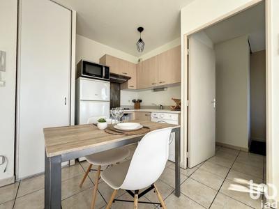 Appartement 2 pièces de 32 m² à Avignon (84140)