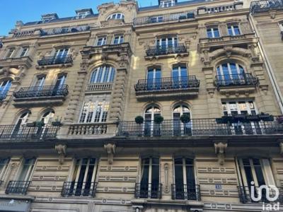 Appartement 5 pièces de 143 m² à Paris (75008)